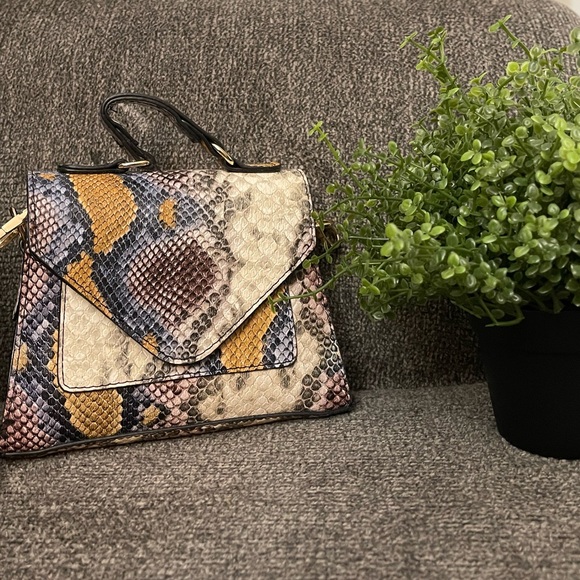 Snake Bag - Picture 1 of 1